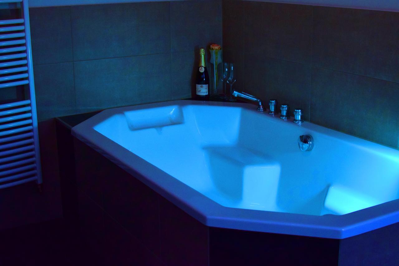Hotel - Bistro - 3-Eck Merchweiler Zewnętrze zdjęcie
